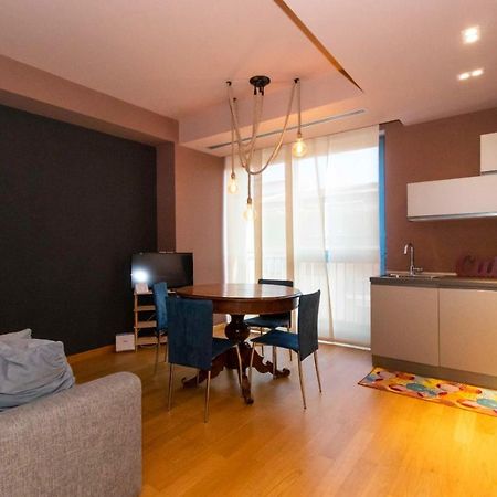 Originals - Parcheggio Gratis In Struttura E Colazione Inclusa Apartment Turin Luaran gambar