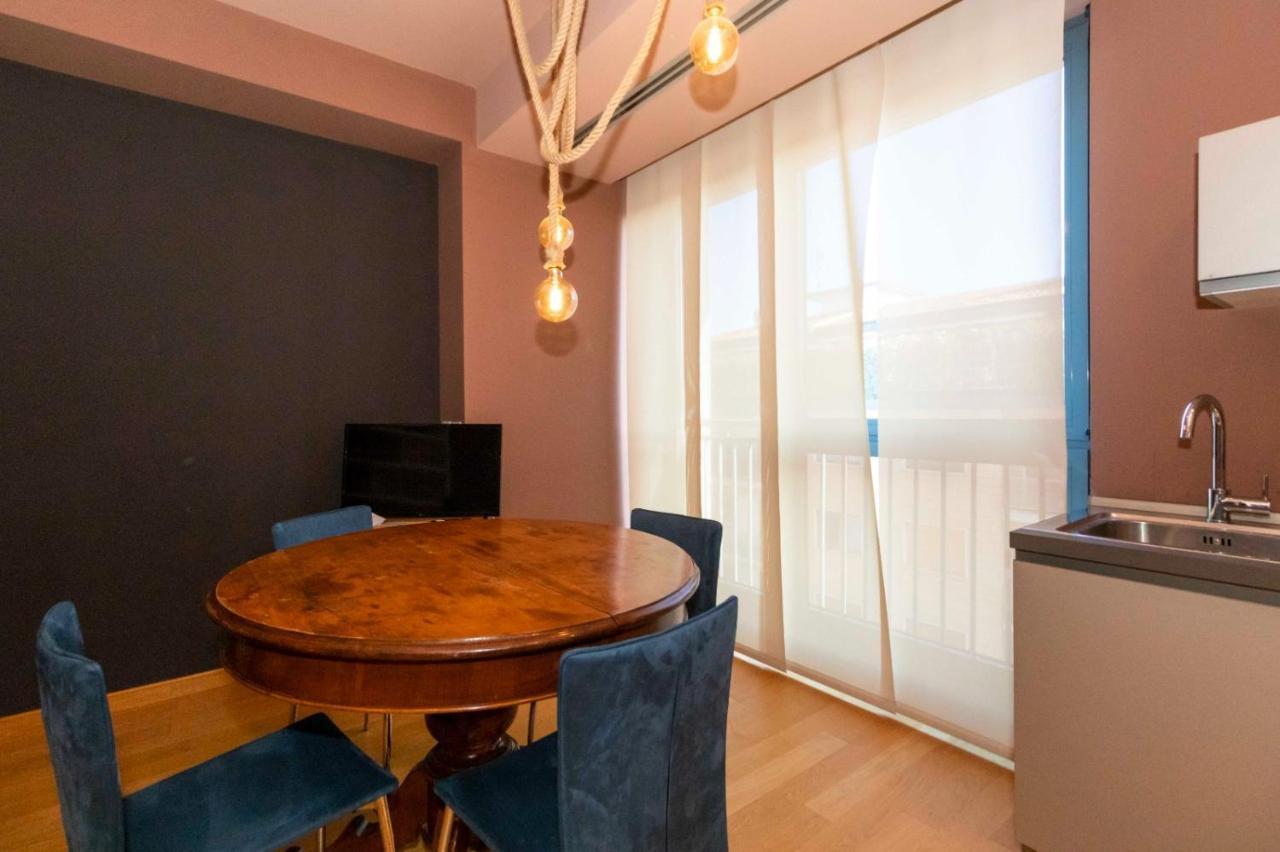 Originals - Parcheggio Gratis In Struttura E Colazione Inclusa Apartment Turin Luaran gambar